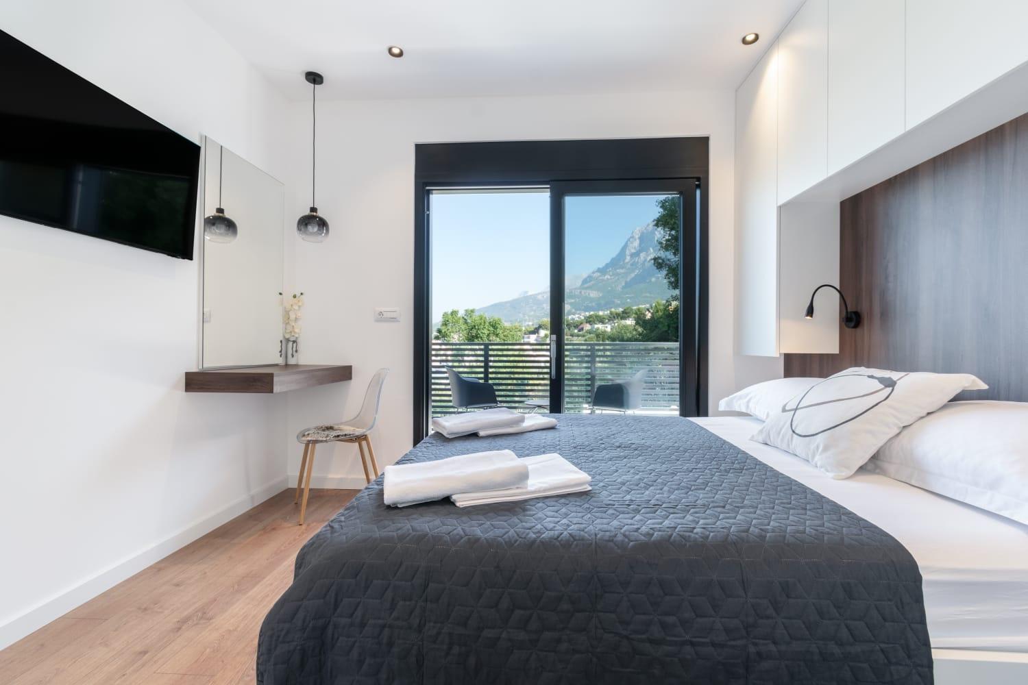Luxury Andro Makarska
