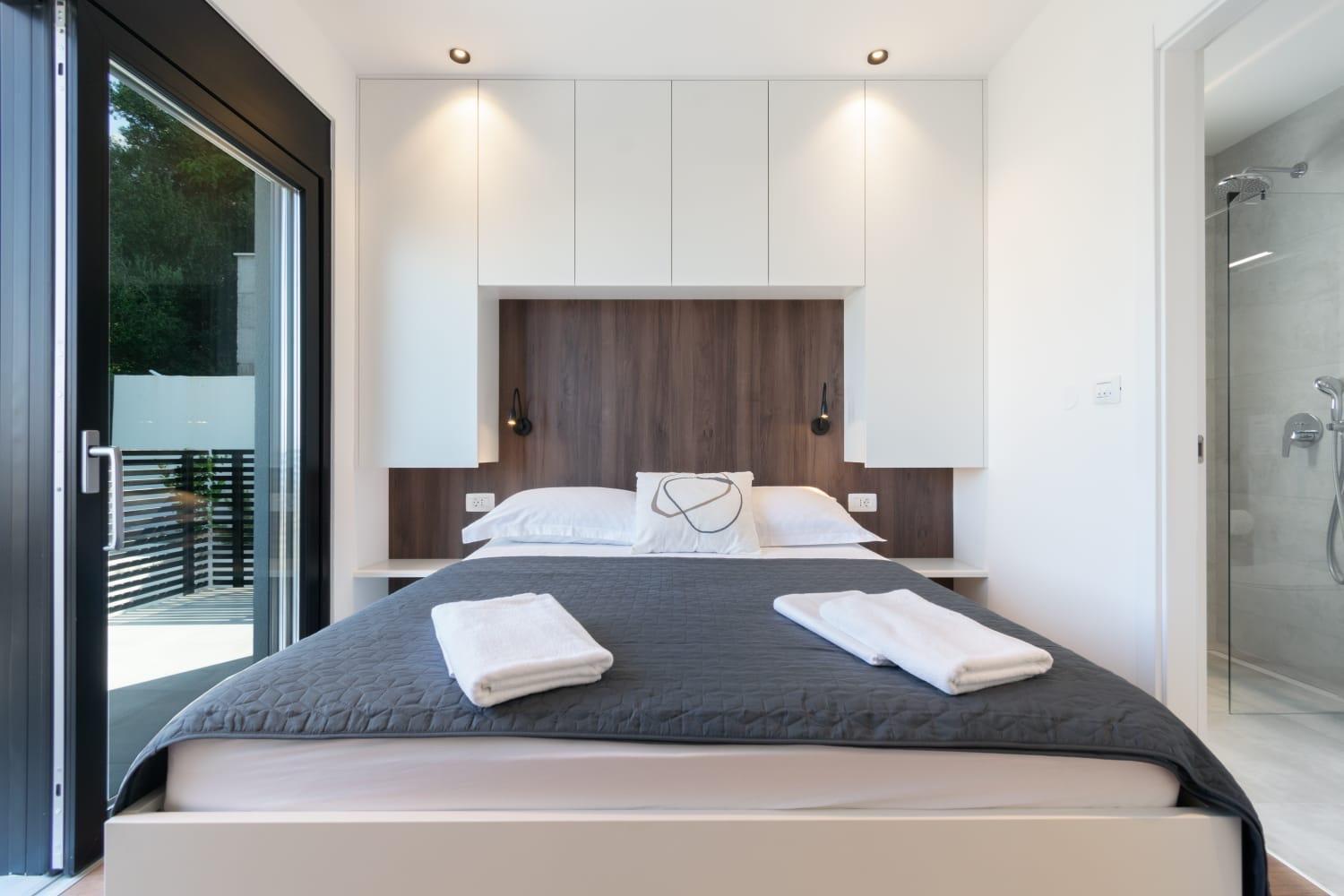 Luxury Andro Villa *
