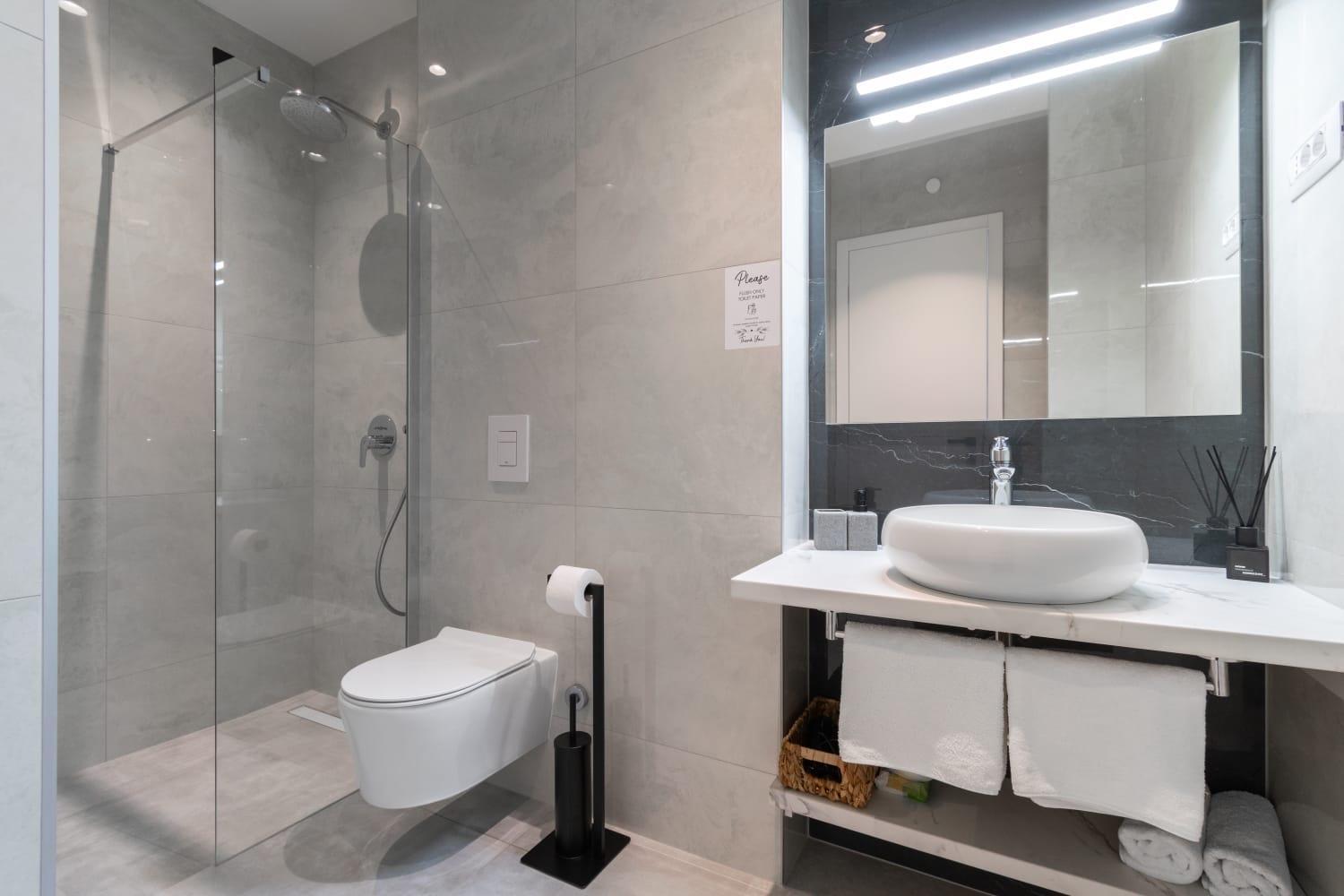 Luxury Andro Makarska